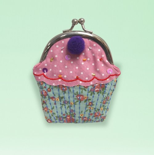 COIN PURSE  - CUPCAKE AQUA  & PINK - <p>A AQUA AND PINK FABRIC CUPCAKE COIN PURSE. GREAT FOR KIDS, XMAS STOCKING FILLERS, AND PART GIFTS. ?9 x 10 x 2.5cm</p> Quality natural handmade soaps, candle, home, bathroom & beauty products make great gift ideas for him & her for any occasion or if you just want to treat yourself.