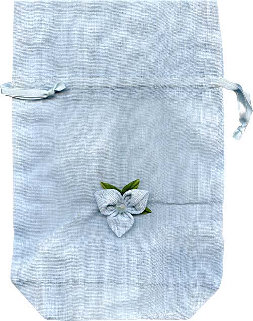 ORGANZA BAG - LINEN BAG - LIGHT BLUE   - 17CM X 24CM              - <p>Beautiful bag. Great for keeping delicate lingerie, especially for travel, or for jewellery and hair accessories. Fill with some sweet treasures for a great get-well gift. Light blue linen bag with drawstring cord. Sold in packs of 12</p> Quality natural handmade soaps, candle, home, bathroom & beauty products make great gift ideas for him & her for any occasion or if you just want to treat yourself.