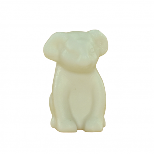 WHITE KOALA - Cuteness you can cuddle (almost)! Our koala-shaped soap brings a little Aussie charm to your bathroom routine. With its soft lather and gentle scent, this eucalyptus-loving friend is perfect for little ones, gifts, or just adding a smile to your sink. Clean paws, happy hearts, and koala-ty vibes only!

Floral Scented Koala shapes soap. 5.5cmx3.5cm 60/carton

**Please note that going forward, all shape soaps will be packaged in new white boxes, which are slightly smaller than our previous cartons. Quality natural handmade soaps, candle, home, bathroom & beauty products make great gift ideas for him & her for any occasion or if you just want to treat yourself.