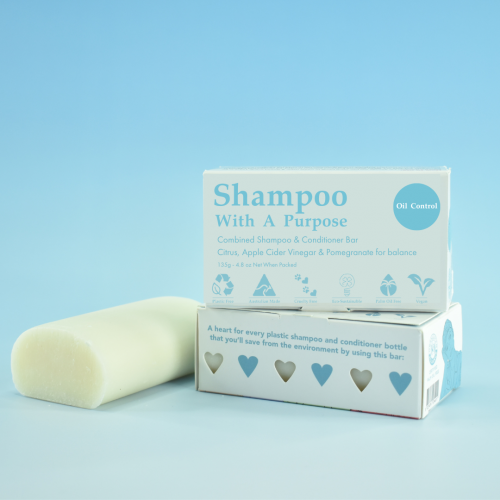 UNSCENTED CONDITIONING SHAMPOO BAR/12 - Meet our Unscented Shampoo Bar
Fragrance-free, fuss-free, and full of nourishment ?
Our Unscented Shampoo Bar is the perfect pick for sensitive scalps, little ones, and anyone looking to skip the scents without sacrificing hair-loving ingredients. Made with a creamy coconut base and boosted with nourishing coconut oil, this bar gently cleanses while locking in moisture.
We’ve enriched the formula with argan oil—known for adding shine and softness—and shea butter for deep hydration and scalp care. It’s fragrance-free, which means no added essential oils or perfumes—just pure, plant-powered goodness.
? Coconut Oil & Coconut Base – gentle, hydrating, and rich in natural cleansers
✨ Argan Oil – boosts shine and tames frizz
? Shea Butter – soothes and softens scalp and strands
? No fragrance or essential oils – ideal for kids, sensitive skin, or scent-sensitive users
? Vegan and animal crulety free
? Plastic free!
Simple, kind, and beautifully effective. Because sometimes less really is more ?
Ingredients: Sodium Cocoyl Isethionate (Palm-Oil Free), Guar Gum (Hydroxypropyl Guar Hydroxypropyltrimonium Chloride), Plant Origin Glycerin (Glycerin) Canola-Derived and Palm-Oil Free), Moroccan Argan Oil (Argania Spinosa Kernel Oil), Coconut Oil (Cocos Nucifera), Cocamidopropyl Betaine (Palm-Oil Free), Shea Butter (Butyrospermum Parkii), VIT E (Tocopherol) Quality natural handmade soaps, candle, home, bathroom & beauty products make great gift ideas for him & her for any occasion or if you just want to treat yourself.