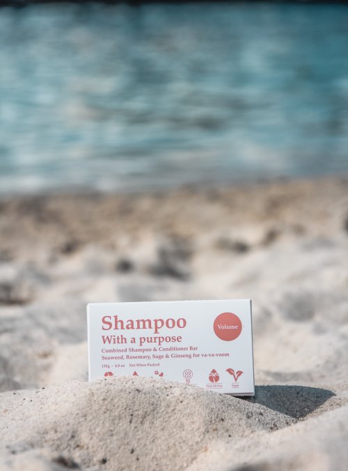 SHAMPOO WITH A PURPOSE - VOLUME - Is your hair feeling a little down in the dumps?? Are your tresses not getting the height and attention that they truly deserve?? Are you just in need of a well-deserved boost?? Then boy oh boy is this your THING!
Save 6 shampoo and conditioner bottles from polluting the environment by switching to this beautiful solid shampoo bar. We have added only fully eco-sustainable ingredients and additives, Seaweed Extract, Rosemary, Sage, Ginseng, Juniper Berry and Shea Butter to give your hair the VA-VA-VOOM it has been waiting for. This bar is best suited to someone who has limp hair, brittle or colour-damaged hair and is looking for some more HELL YES in the haircare. Quality natural handmade soaps, candle, home, bathroom & beauty products make great gift ideas for him & her for any occasion or if you just want to treat yourself.